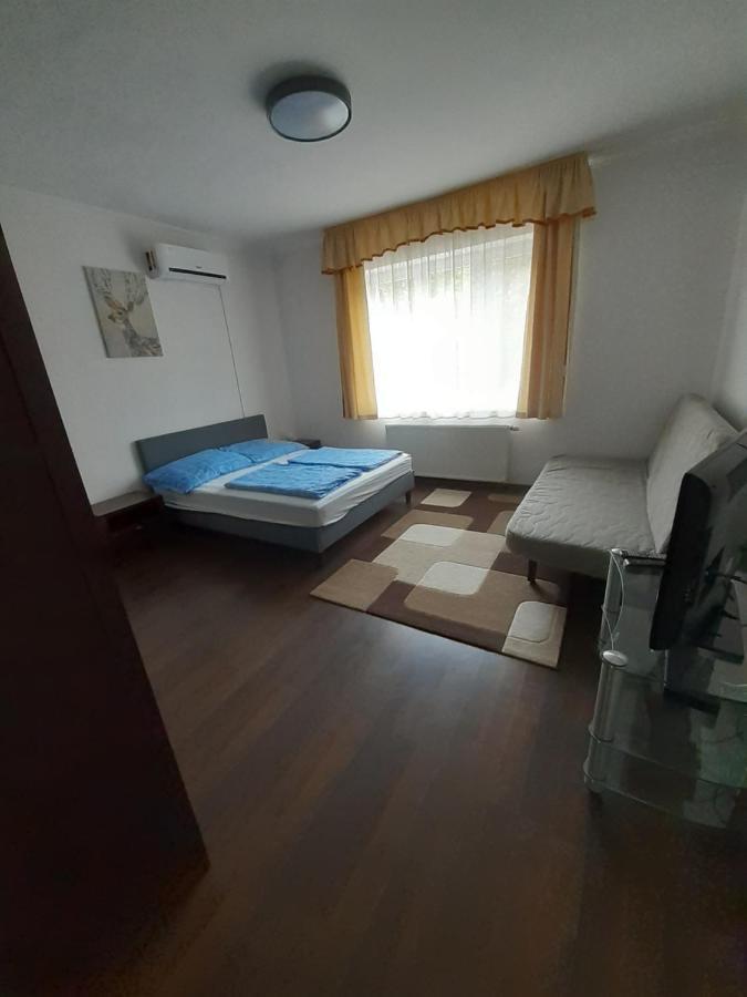 Polonia Apartman Apartment Egerszalok Luaran gambar
